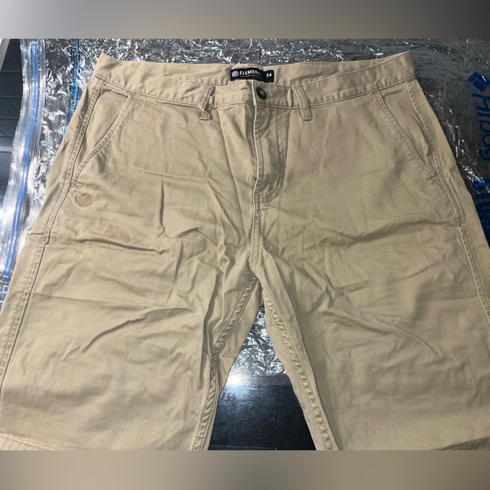 Men’s Khaki Shorts and Jeans